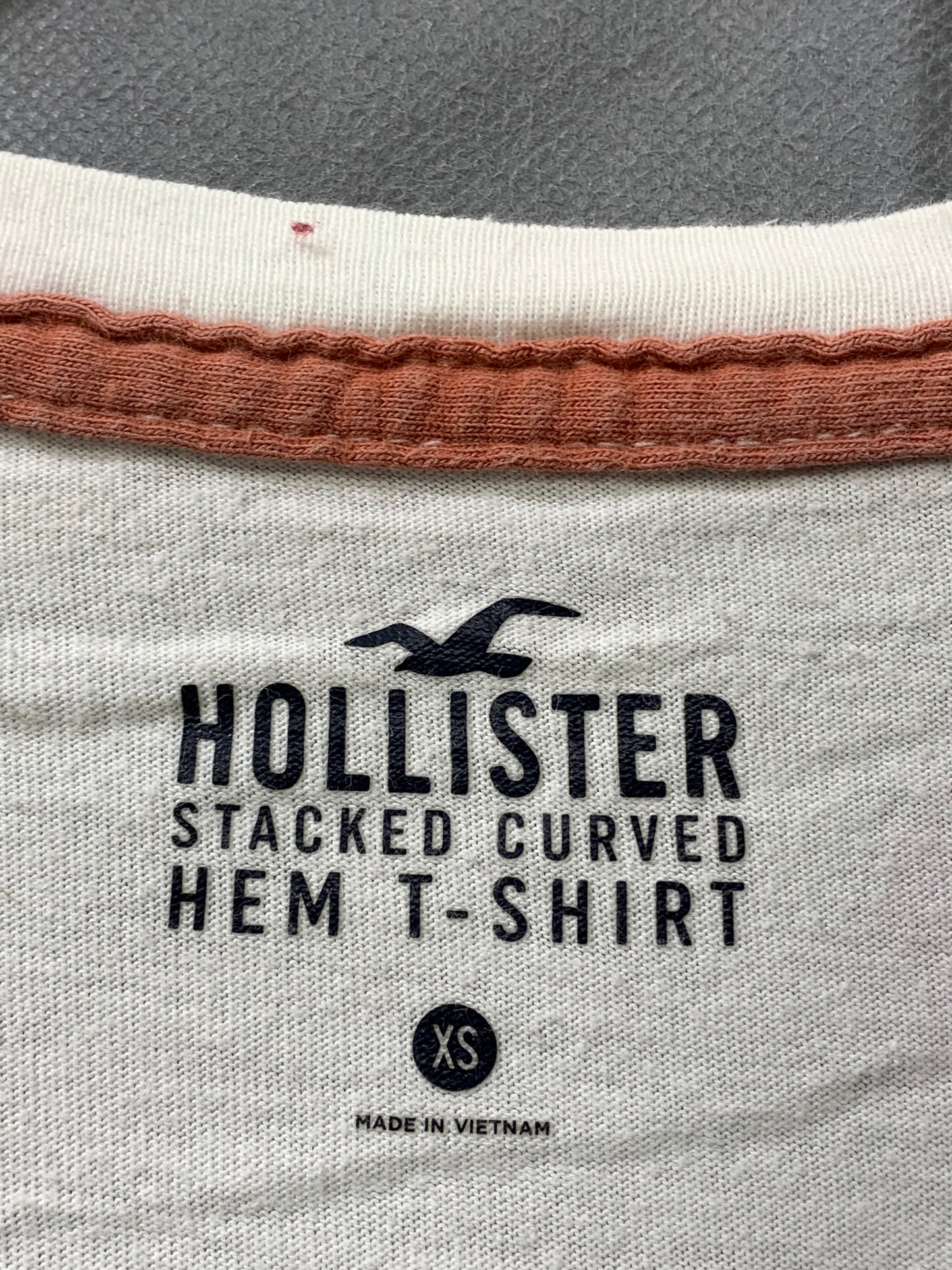 Hollister White Cotton T Shirt For Men X Small