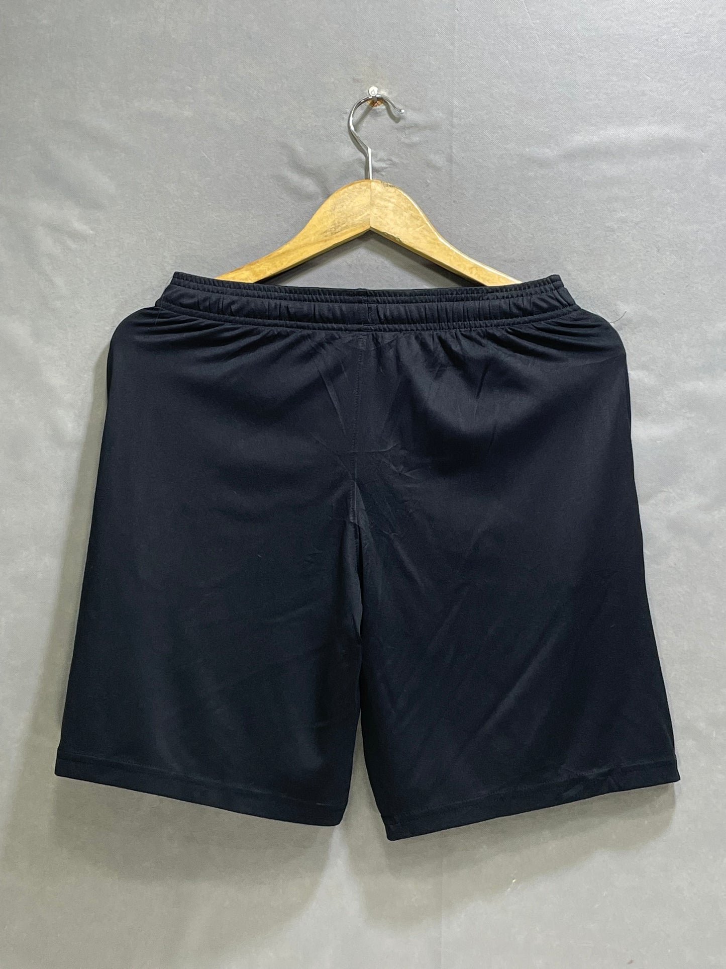 Under Armour Black Sports Short For Kids 16 Years