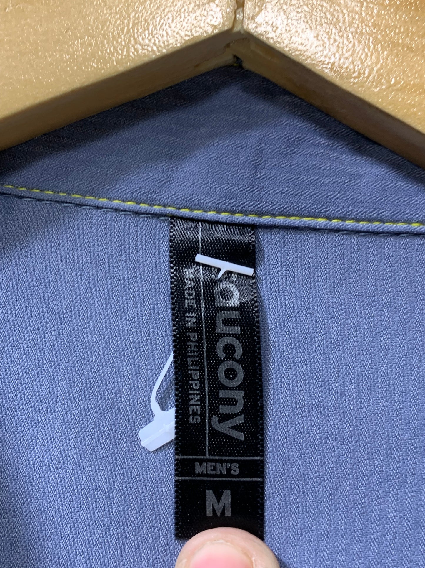 Saucony Blue Cotton Shirt For Men Medium