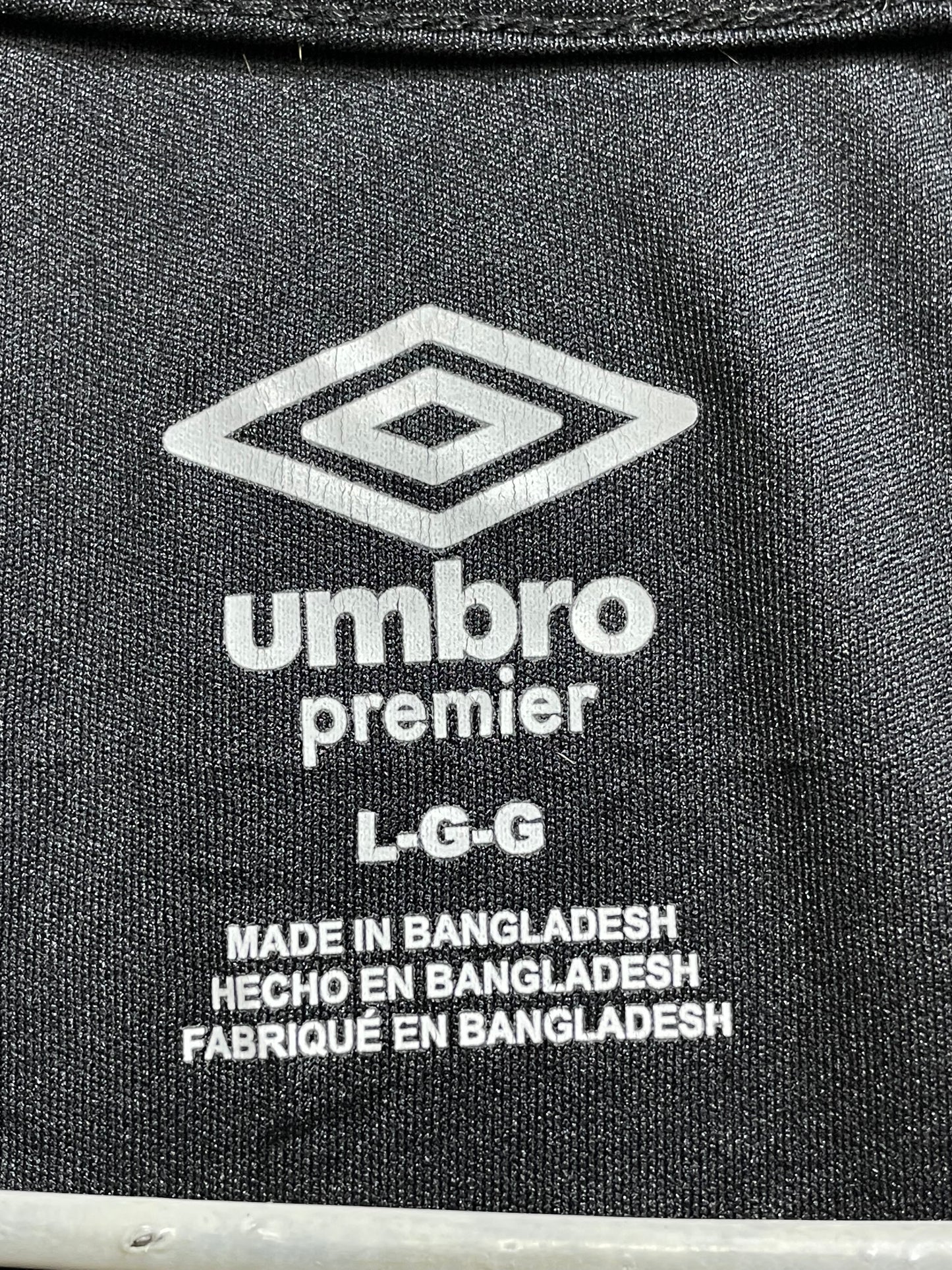 Umbro Black Sports For Men T Shirt Large