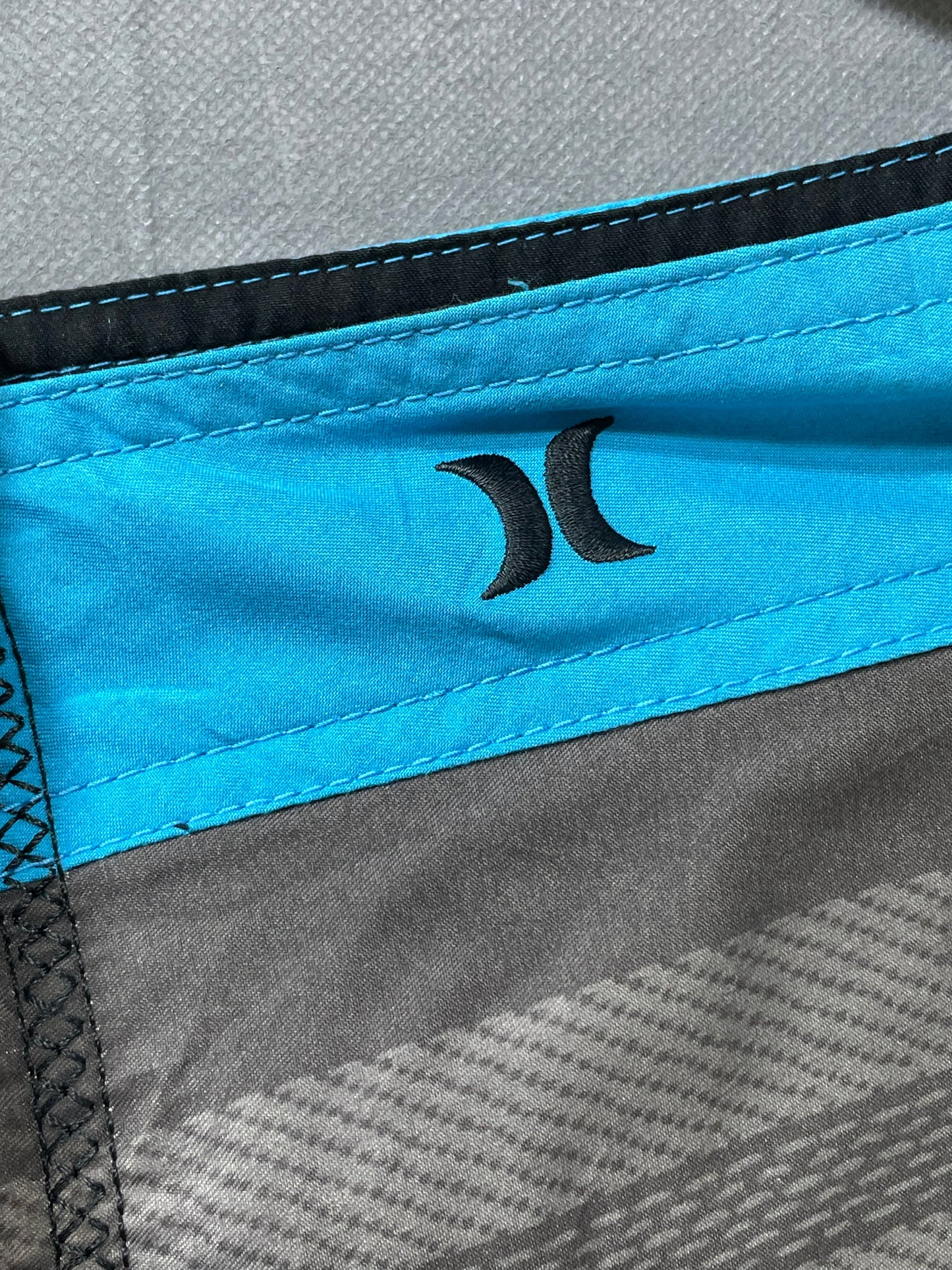 Hurley Multi Parachute Short For Men M