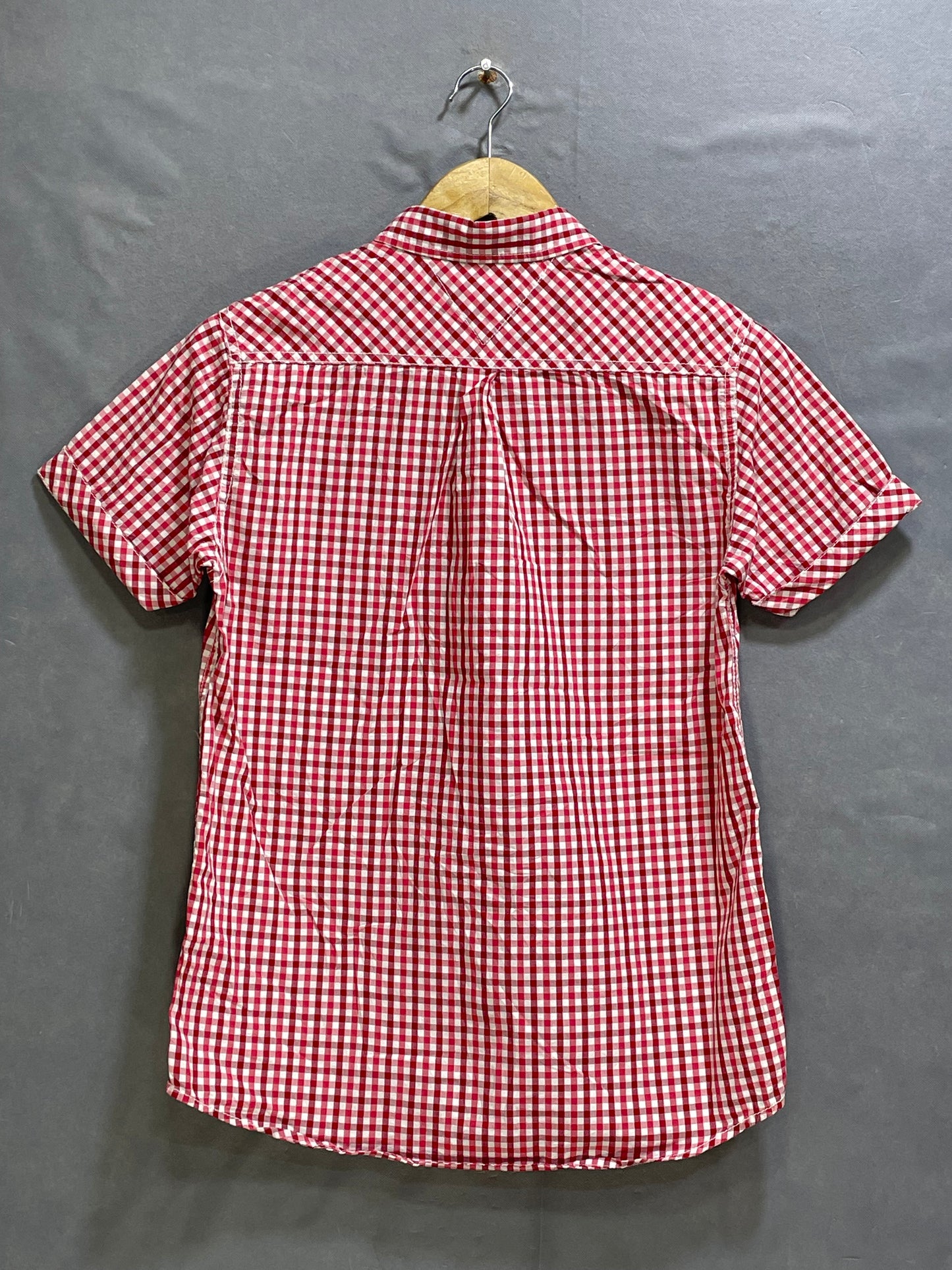Tommy-Hilfiger Red Cotton Shirt For Men 16 to 18 Years