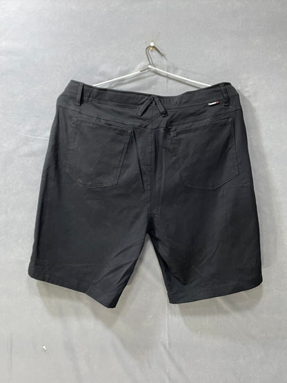 Gerry Black With Belt Loose Fit Polyester Short For Men L