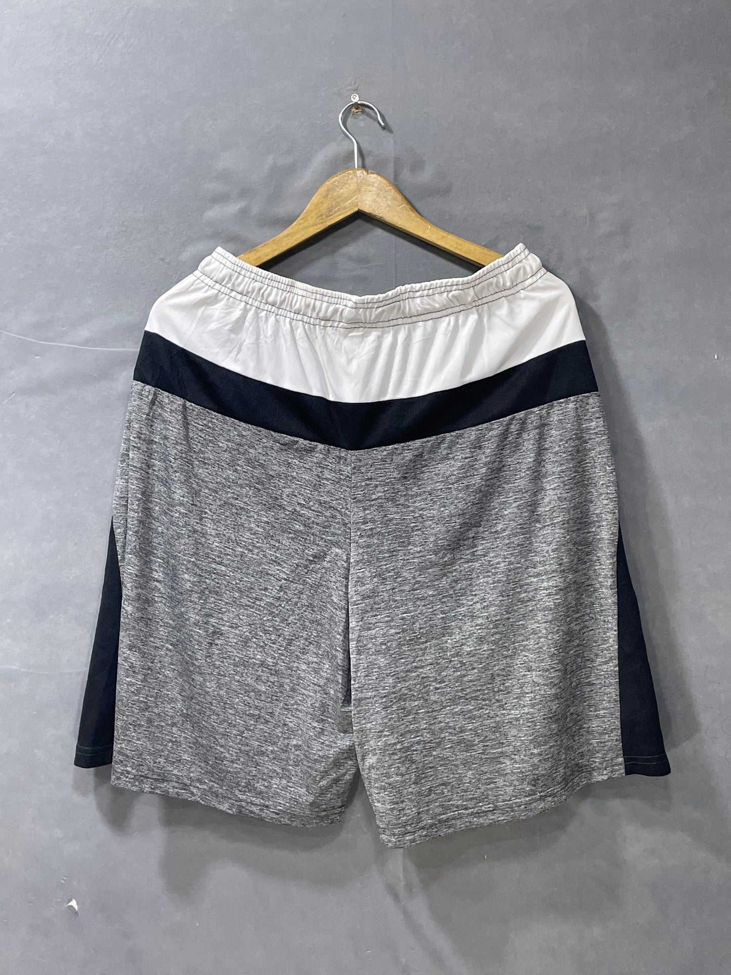 Zone Pro Gray Sports Short For Men L