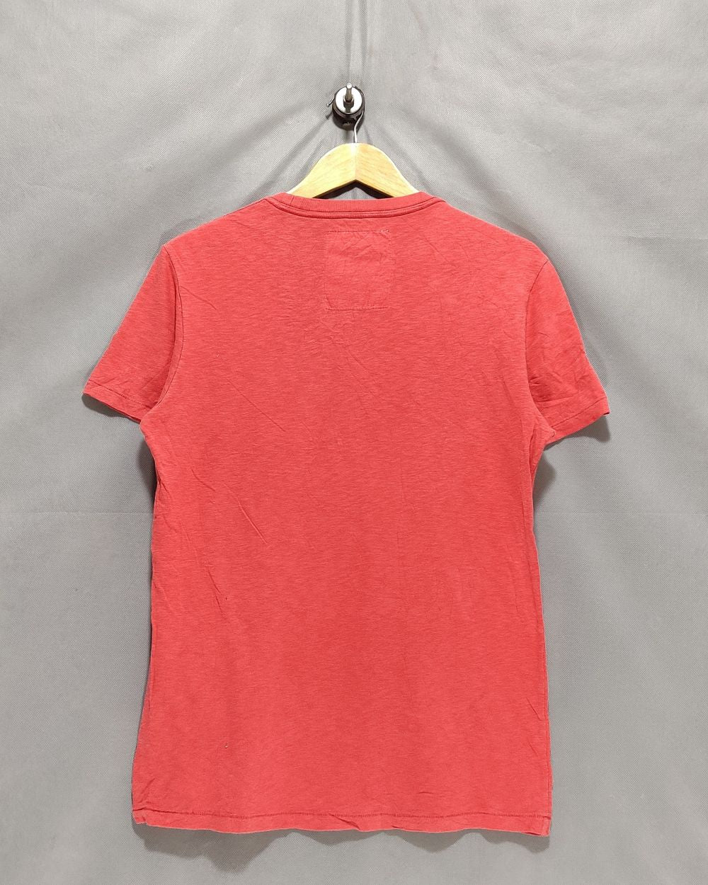 American Eagle Red T Shirt For Men M