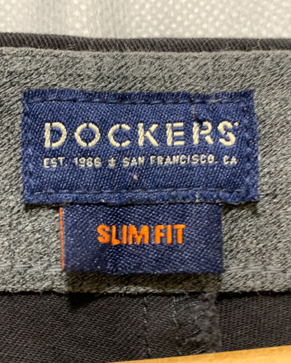 Dockers Black Cotton Dress Pant For Men M