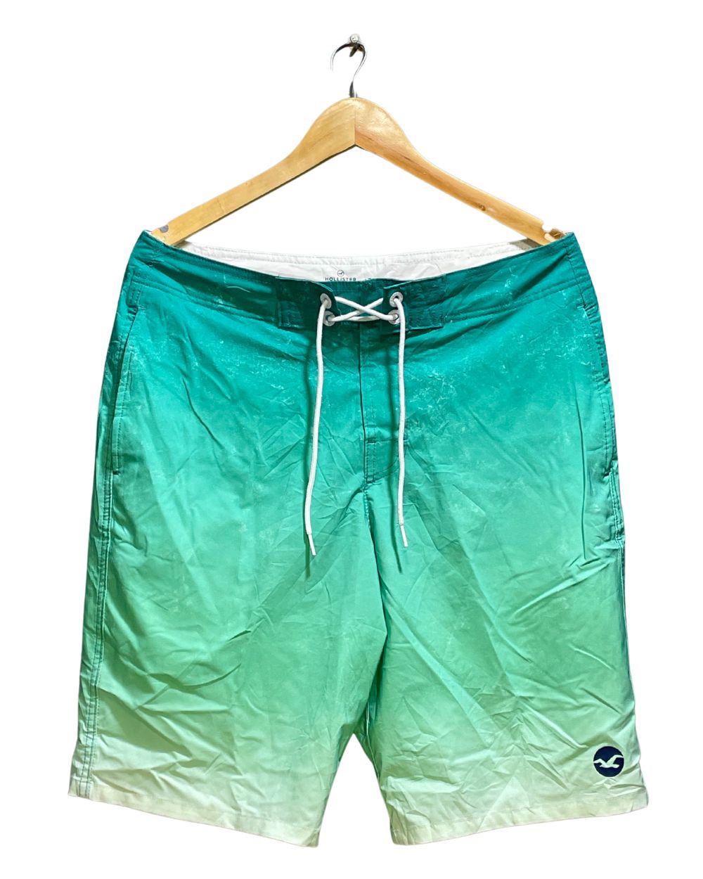 Hollister White Cotton Short For Men M | Preloved Labels