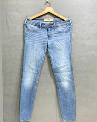 Hollister Branded Original Denim Jeans For Women Pant