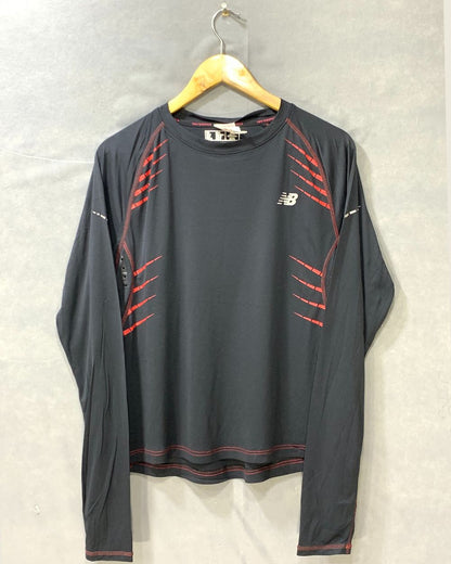 New Balance Black Sports For Women T Shirt S