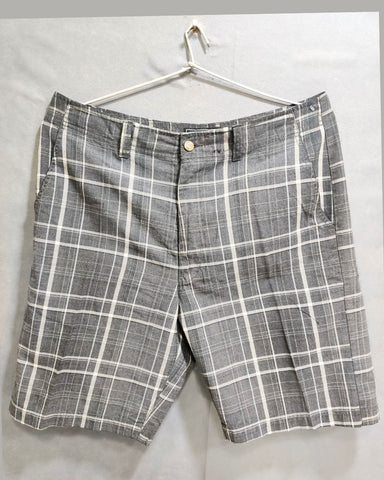 Chaps Gray Cotton Short For Men L