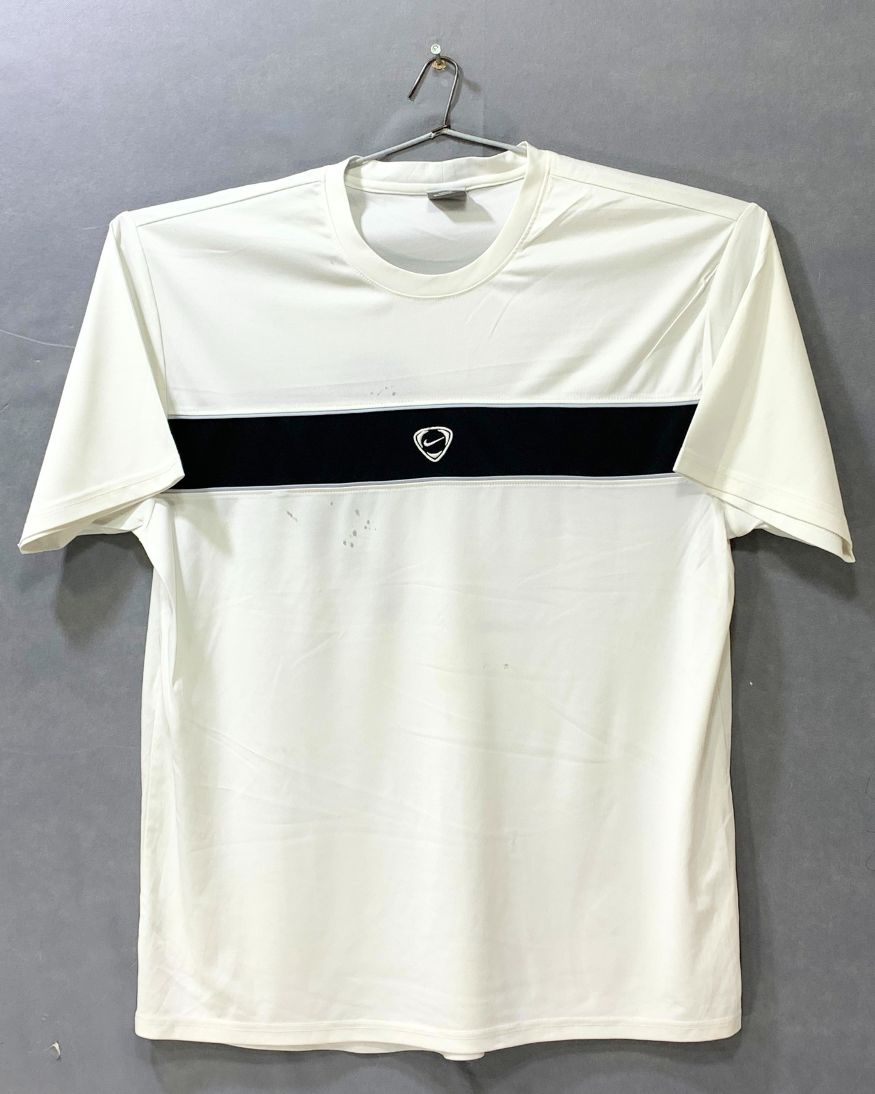 Nike White Sports For Men T Shirt L
