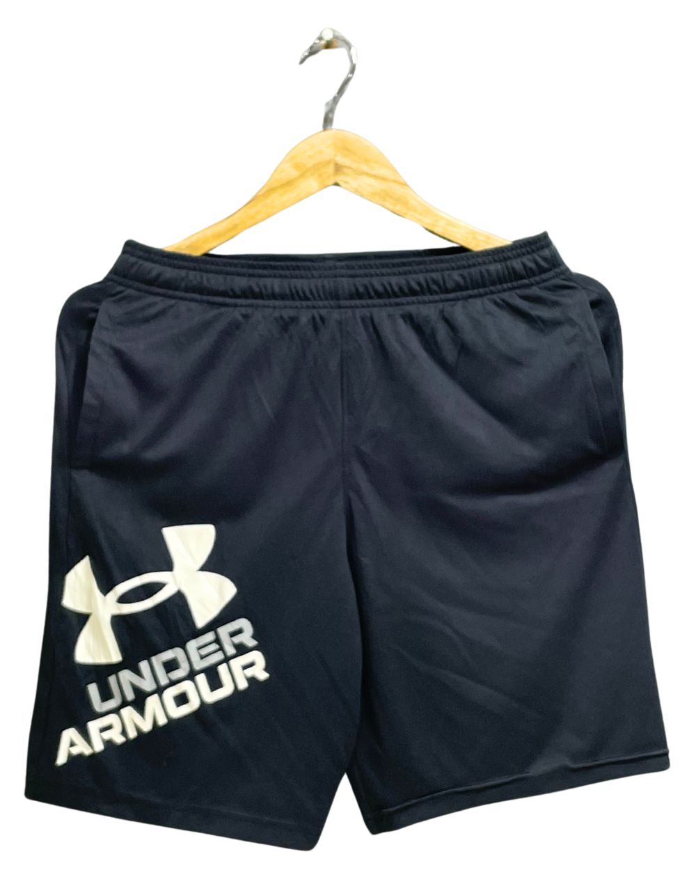 Under Armour Black Sports Short For Kids 16 Years