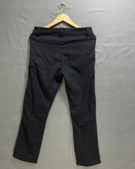 Wrangler Black Cotton For Men Cargo Pant Medium