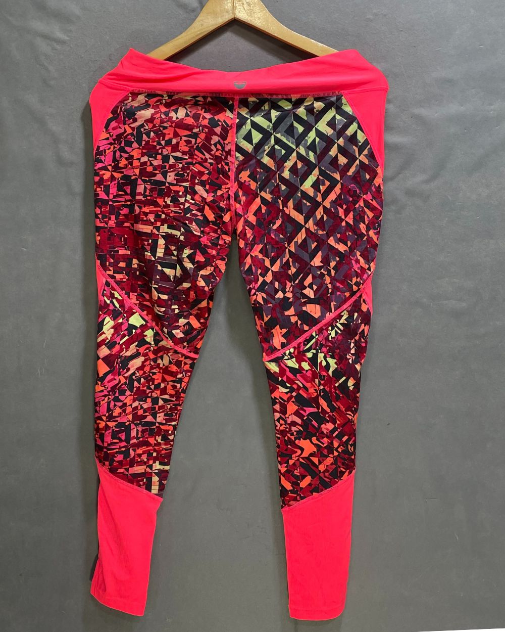 Avia Pink Sports Stretch Gym tights For Women M