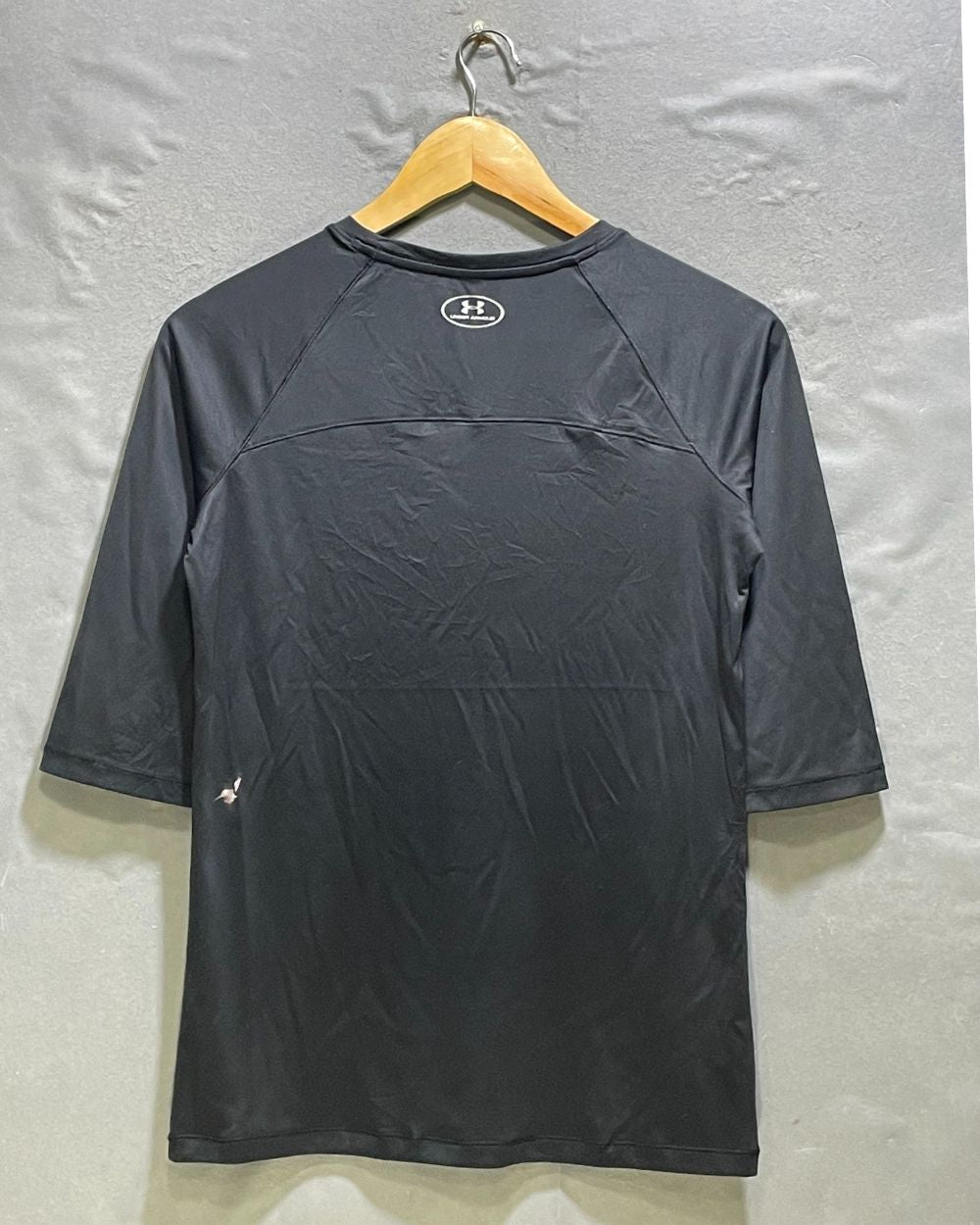 Under Armour Blue For Women Sports T Shirt Small | Preloved Labels