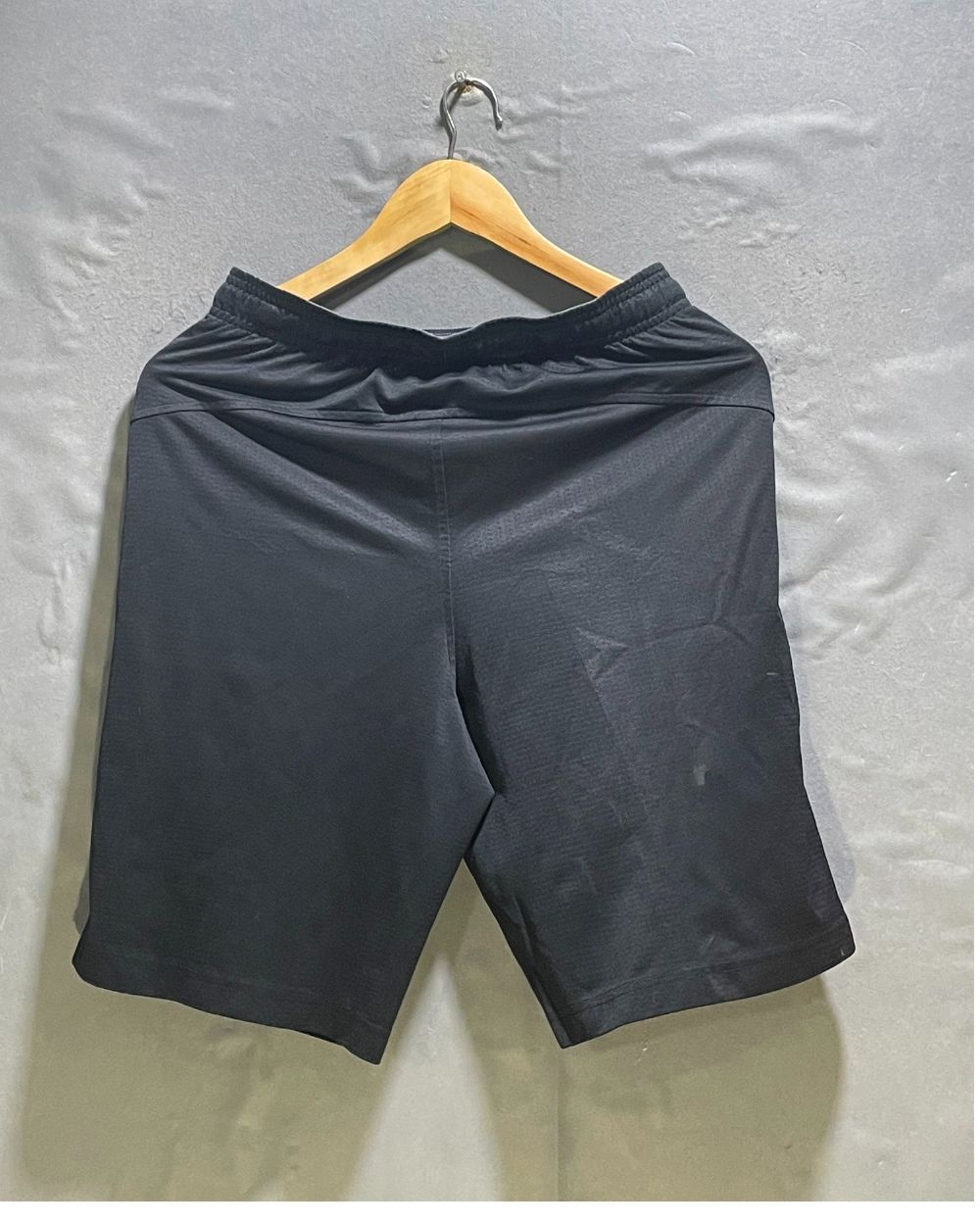 Under Armour Black Sports Short For Men Medium | Preloved Labels