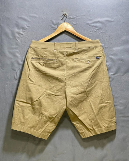 Abercrombie & Fitch Khaki Cotton Short For Men M | Preloved Labels