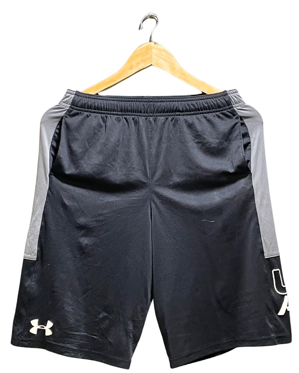 Under Armour Black Sport Short For Men XL | Preloved Labels