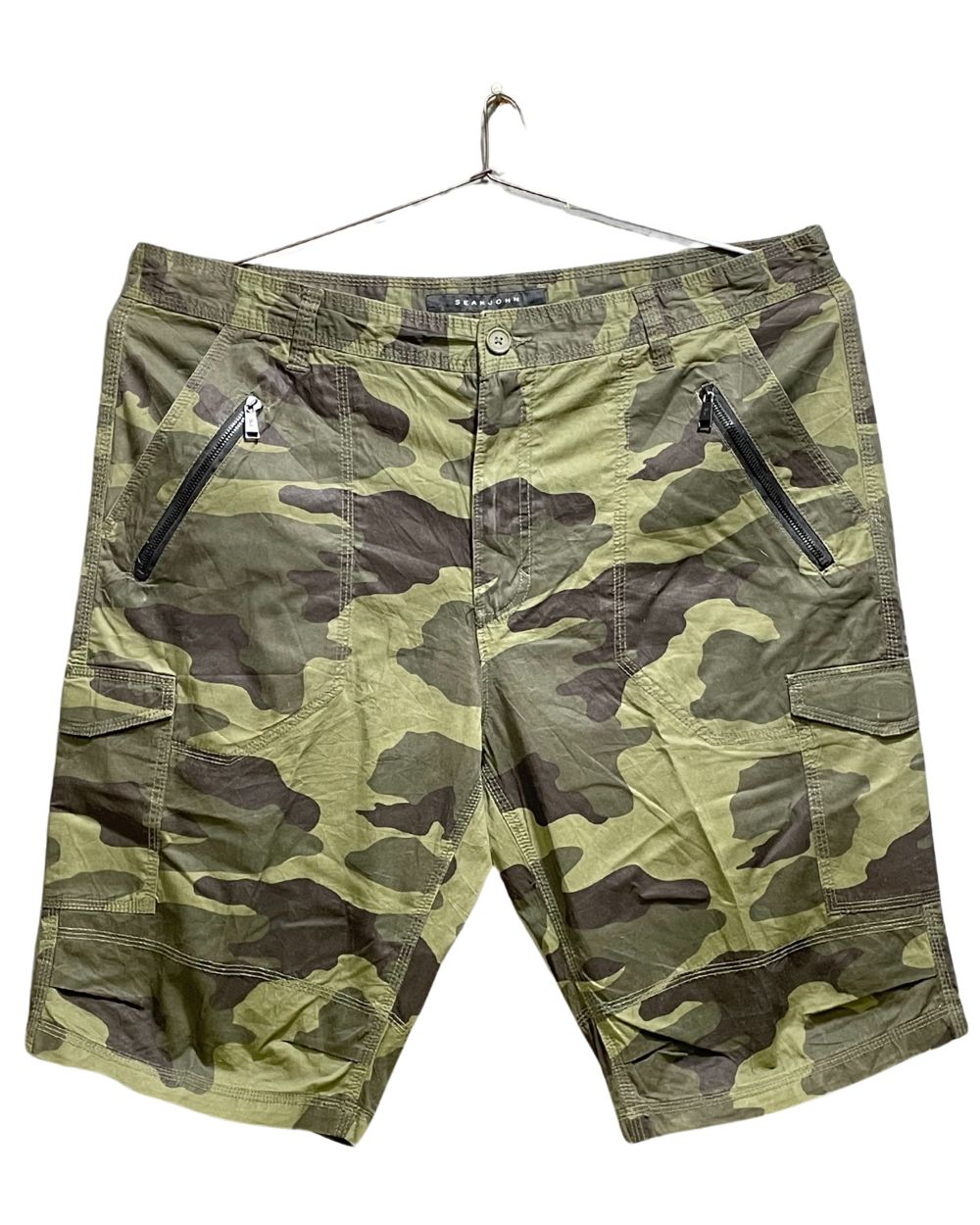 Sean John Camouflage Cotton Short For Men XL | Preloved Labels