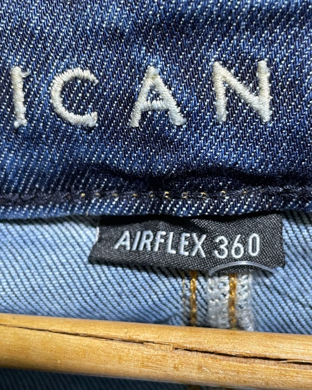 American Eagle Blue Jeans For Men Small