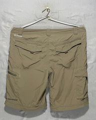 Columbia Green Cotton Short For Men Large