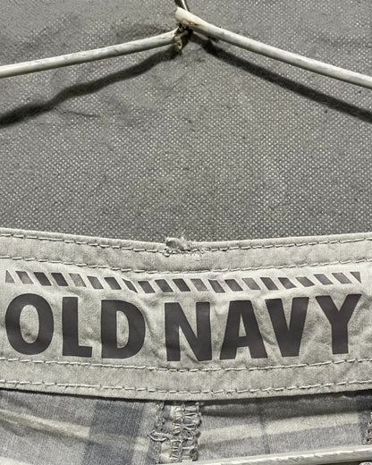 Old Navy Gray Cotton Short For Men L