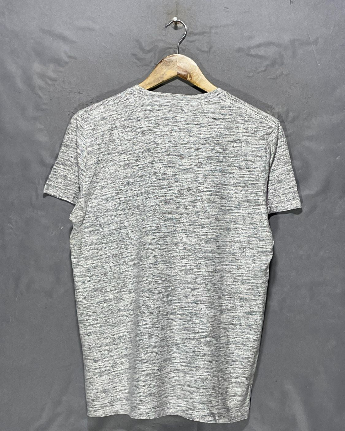 Hollister Gray T Shirt For Men M