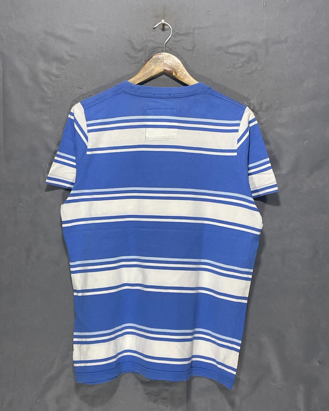 Abercrombie & Ftich Blue T Shirt For Men M