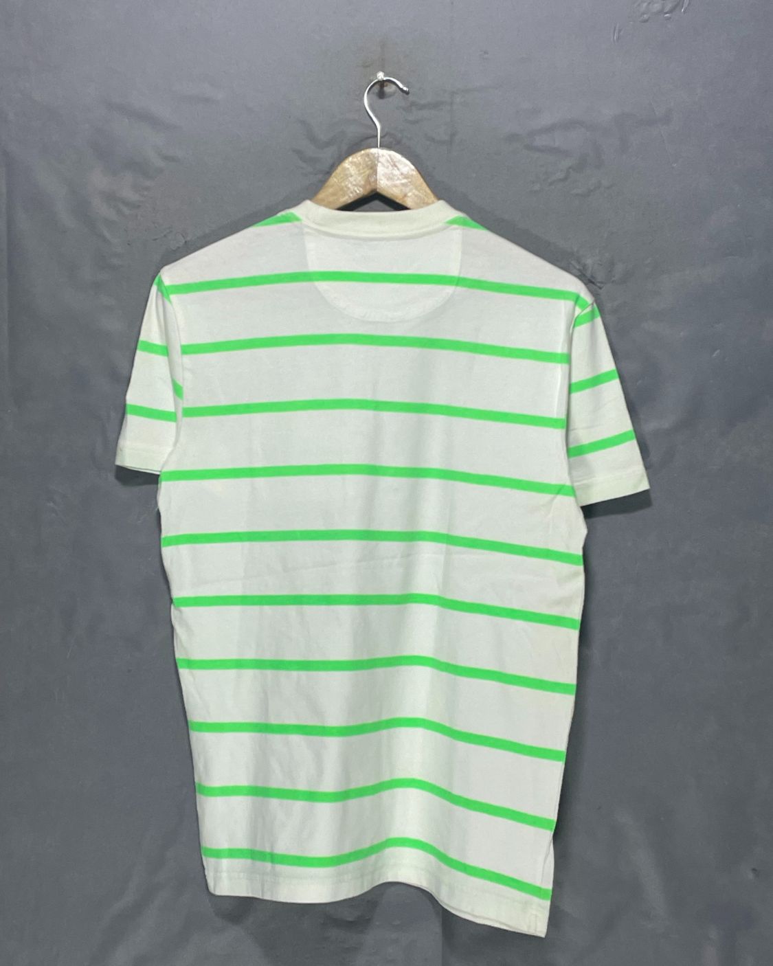 American Eagle White T Shirt For Men M