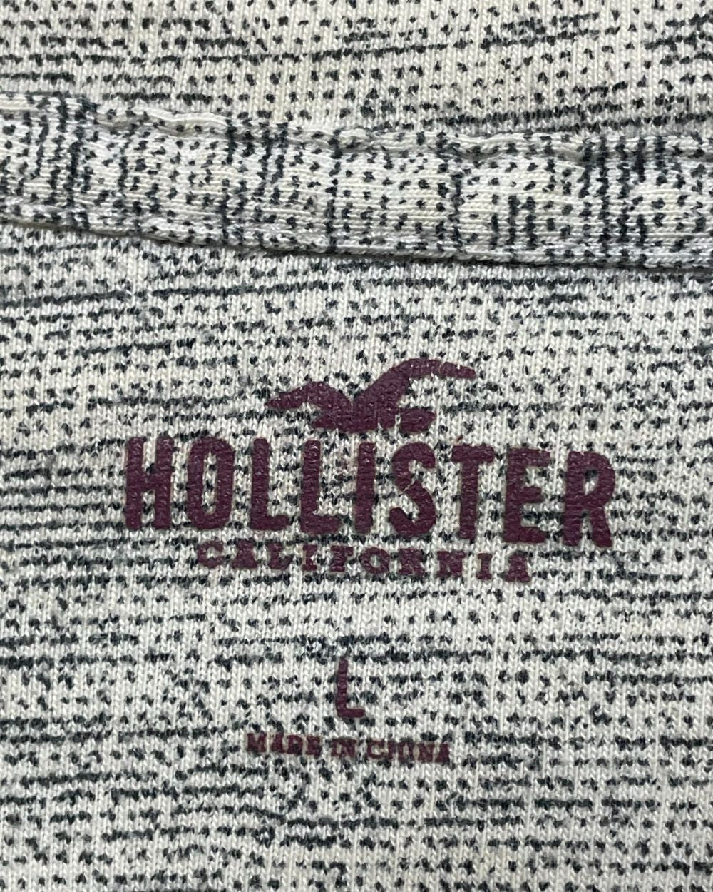Hollister Gray T Shirt For Men Medium