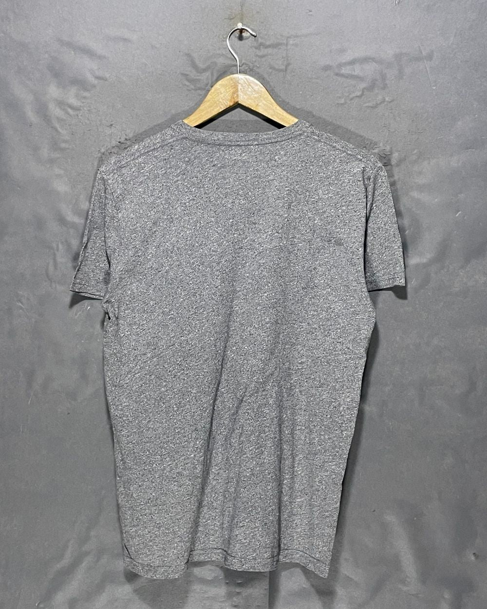 Hollister Gray T Shirt For Men Medium