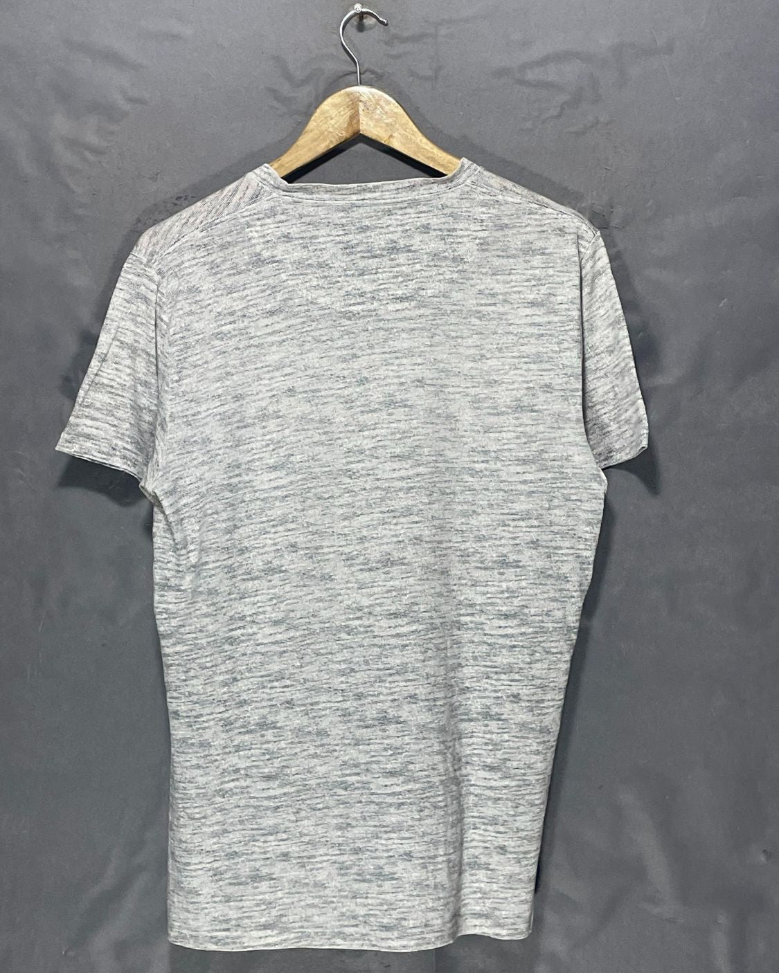 Hollister Gray T Shirt For Men M