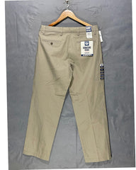 Dockers Khaki Cotton Dress Pant For Men Medium