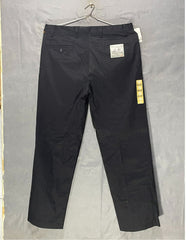 Dockers Black Cotton Dress Pant For Men Large