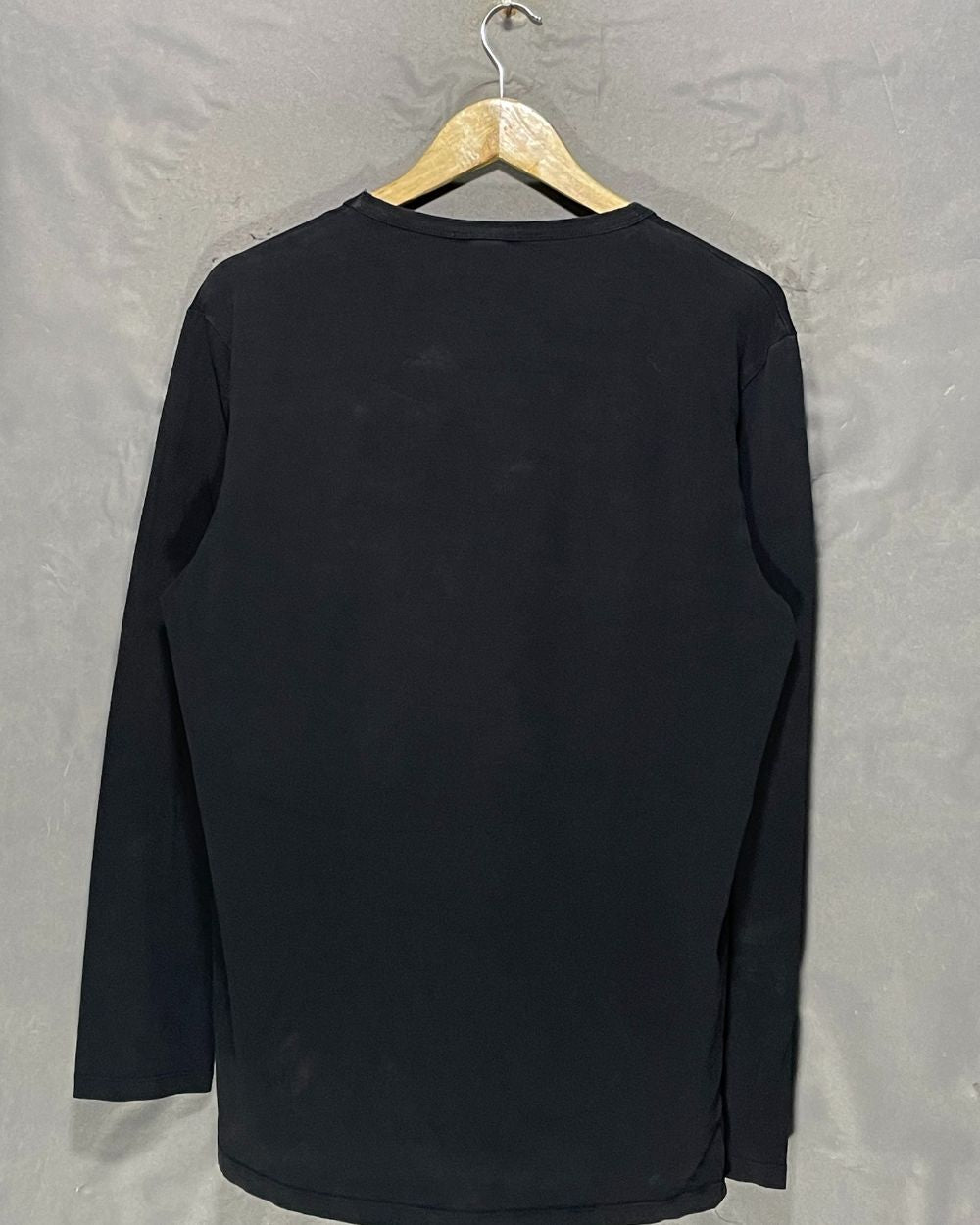 Guess Black T Shirt For Men M