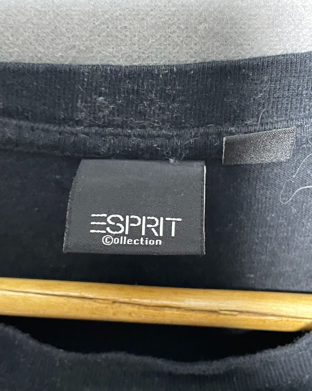 Esprit Black T Shirt For Men M