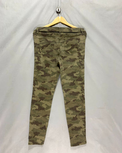 New York & Company Camouflage Jeans For Women M