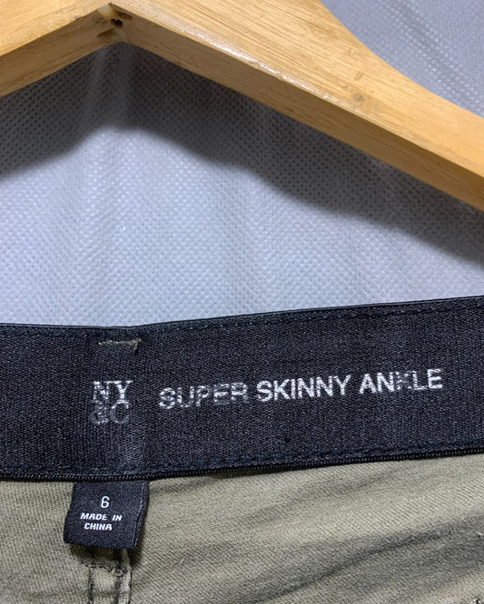 New York & Company Camouflage Jeans For Women M