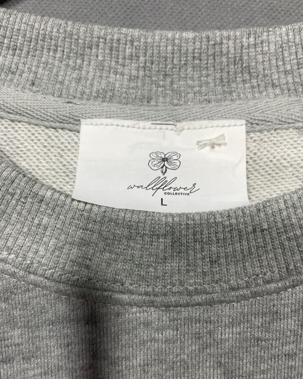 Wallflower Sweatshirt for Men Large