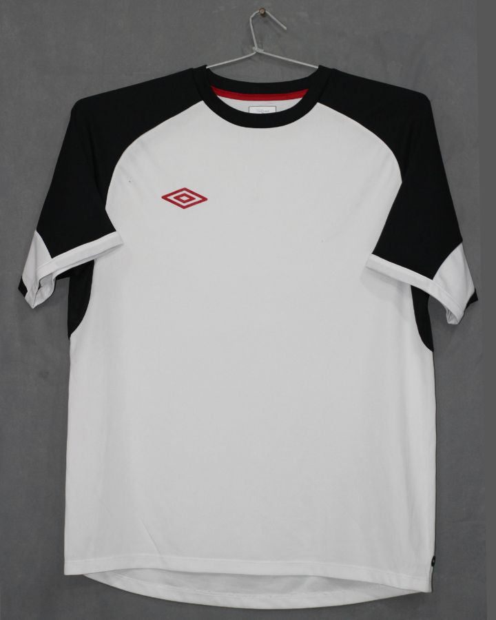 Umbro Branded Original For Sports Men T Shirt | Preloved Labels