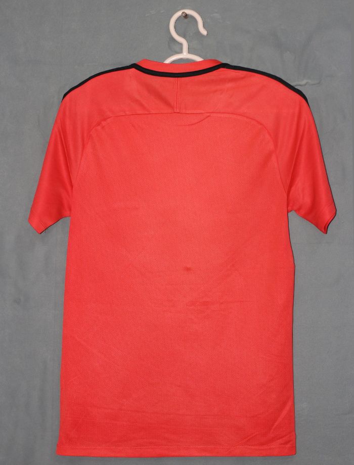 Nike Dri-Fit Branded Original For Sports Men T Shirt | Preloved Labels