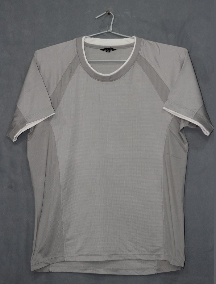 Uniqlo Dry Branded Original For Sports Men T Shirt | Preloved Labels