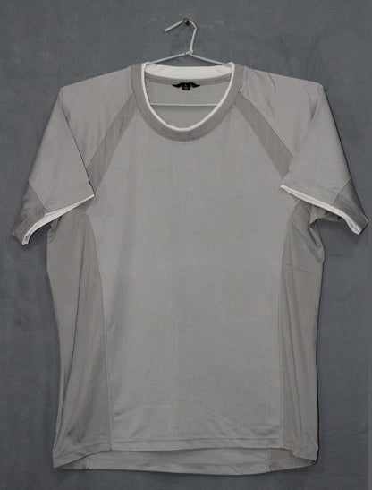 Uniqlo Dry Branded Original For Sports Men T Shirt | Preloved Labels