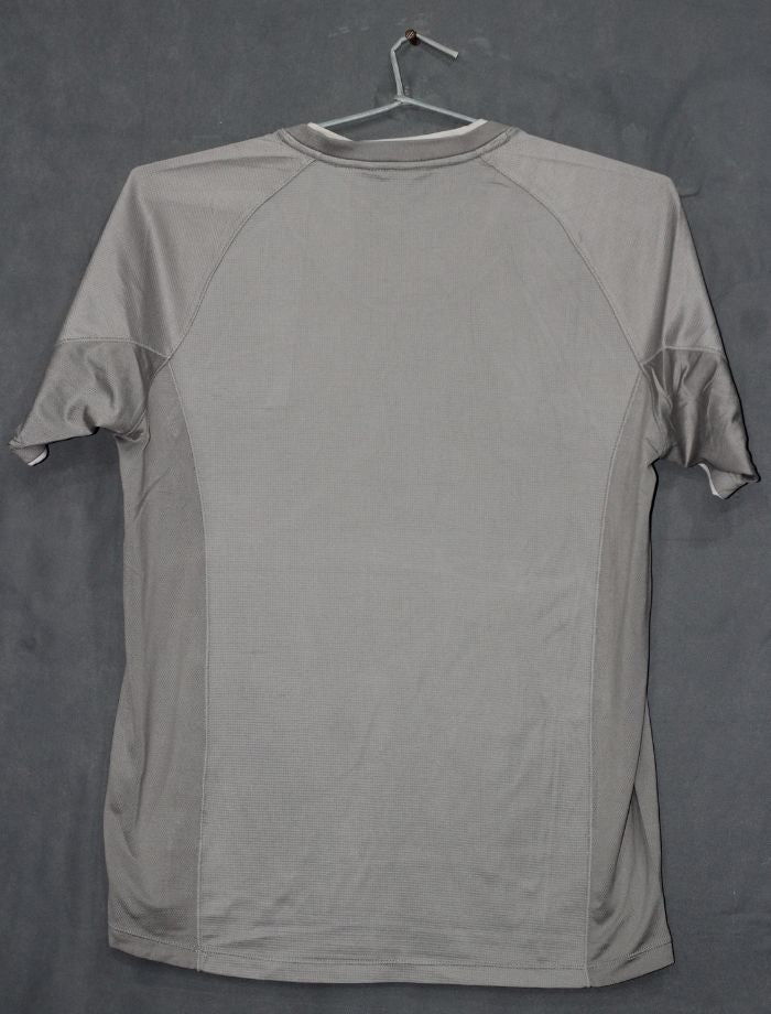 Uniqlo Dry Branded Original For Sports Men T Shirt | Preloved Labels