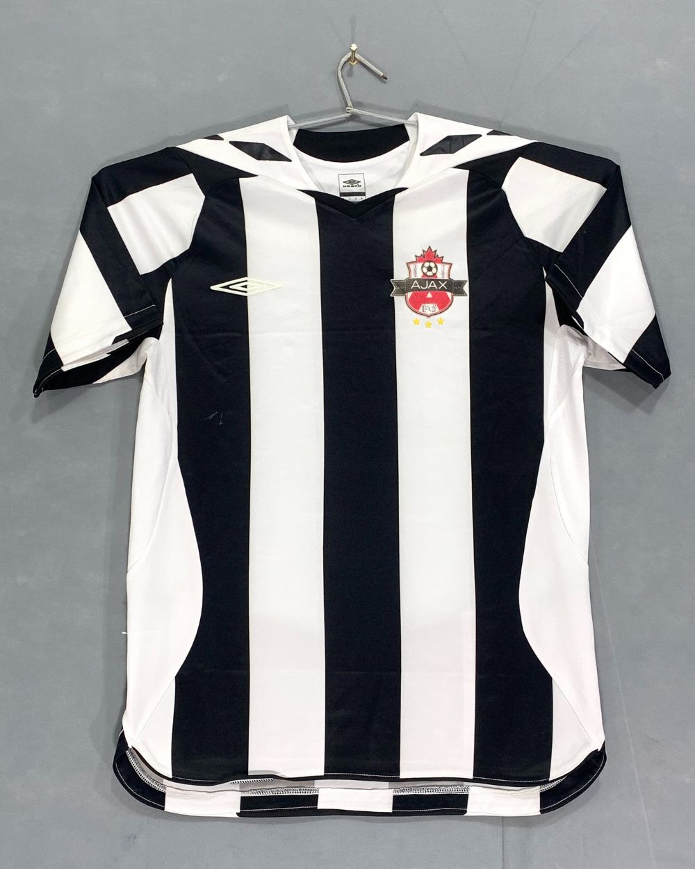 Umbro Branded Original For Sports Men T Shirt