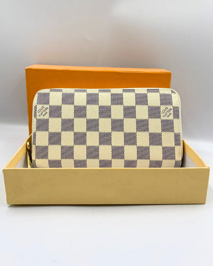 L.V  Brand PU Leather Stylish For Woman Wallet Double Chain