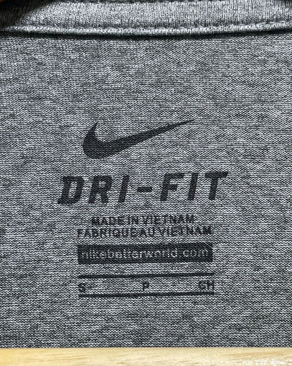 Nike Gray For Men Sports T Shirt S | Preloved Labels