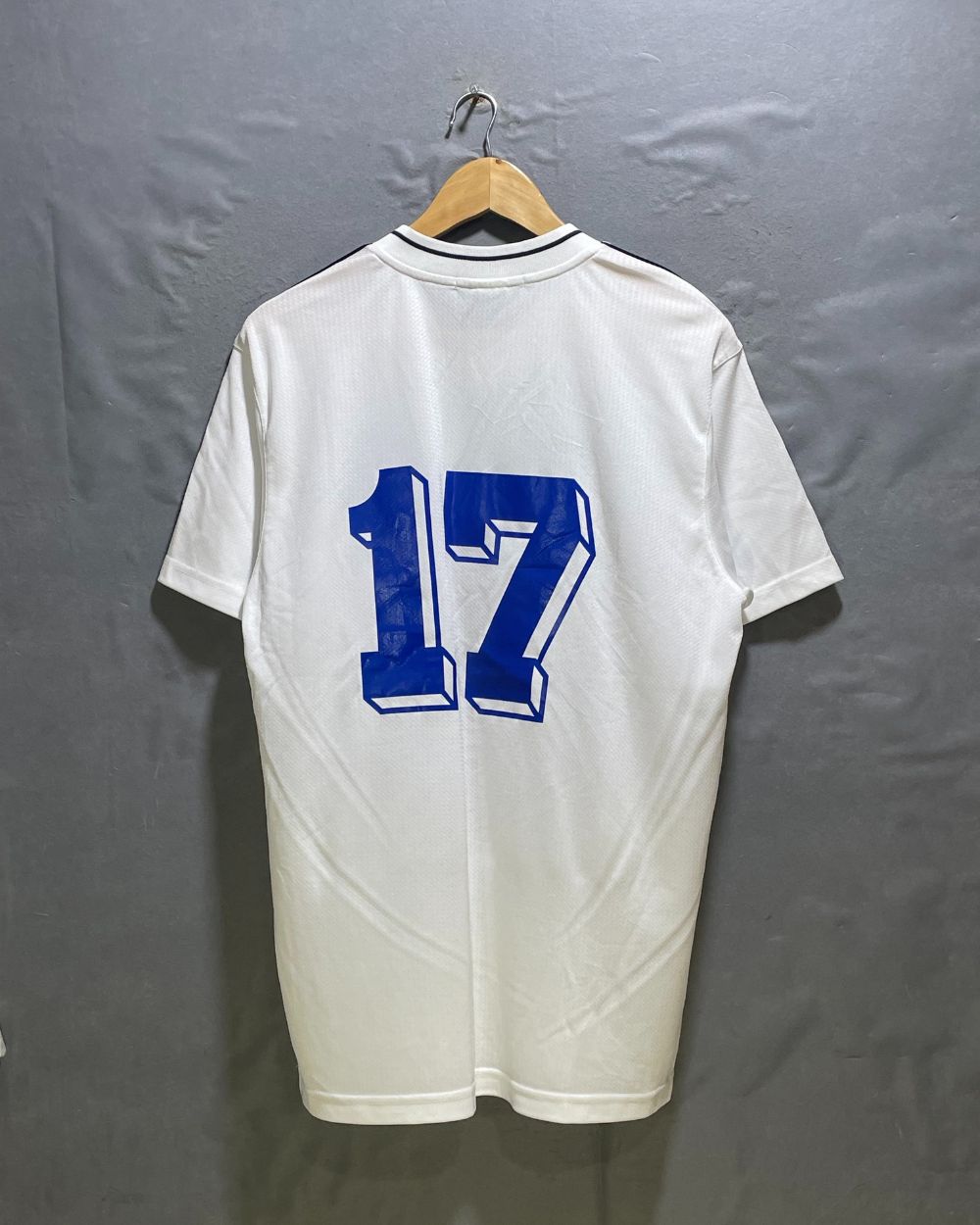 Diadora White For Men Sports T Shirt M | Preloved Labels