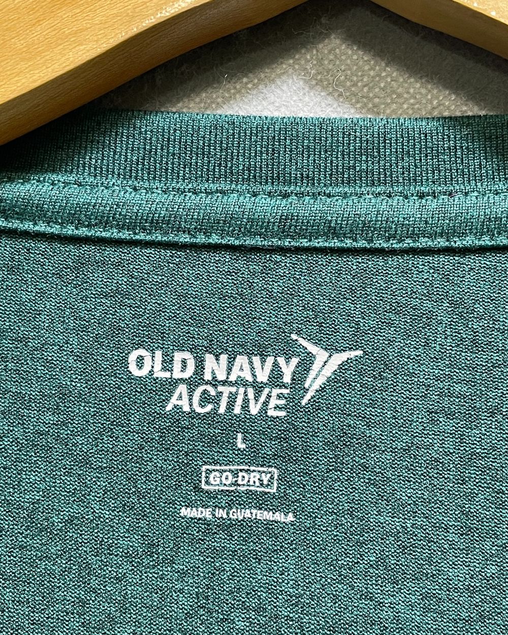 Old Navy Green T Shirt For Men L | Preloved Labels