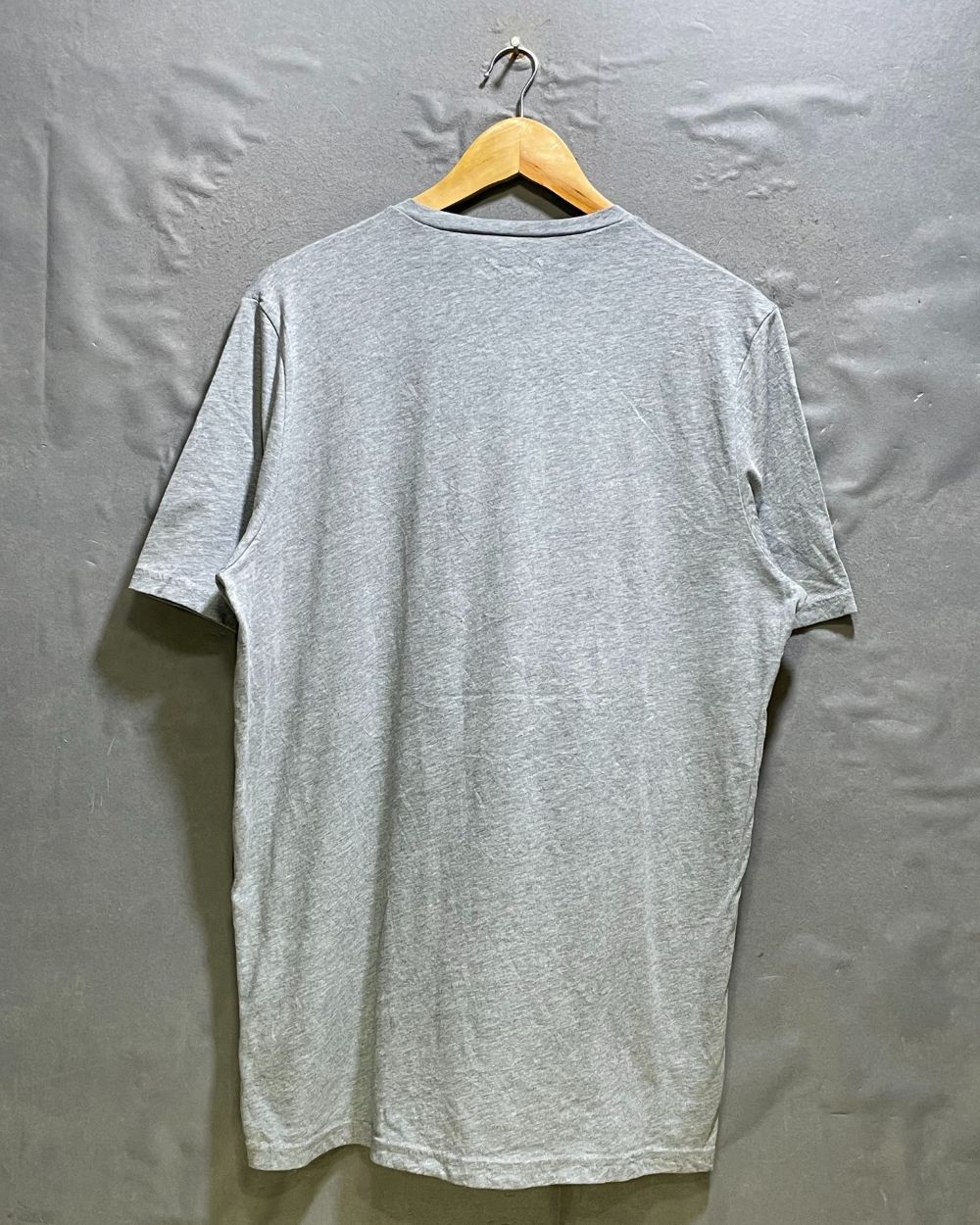 Under Armour Gray T Shirt For Men Medium | Preloved Labels